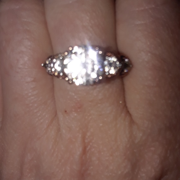 BELLA LUCA ROSE GOLD RING - Picture 4 of 8